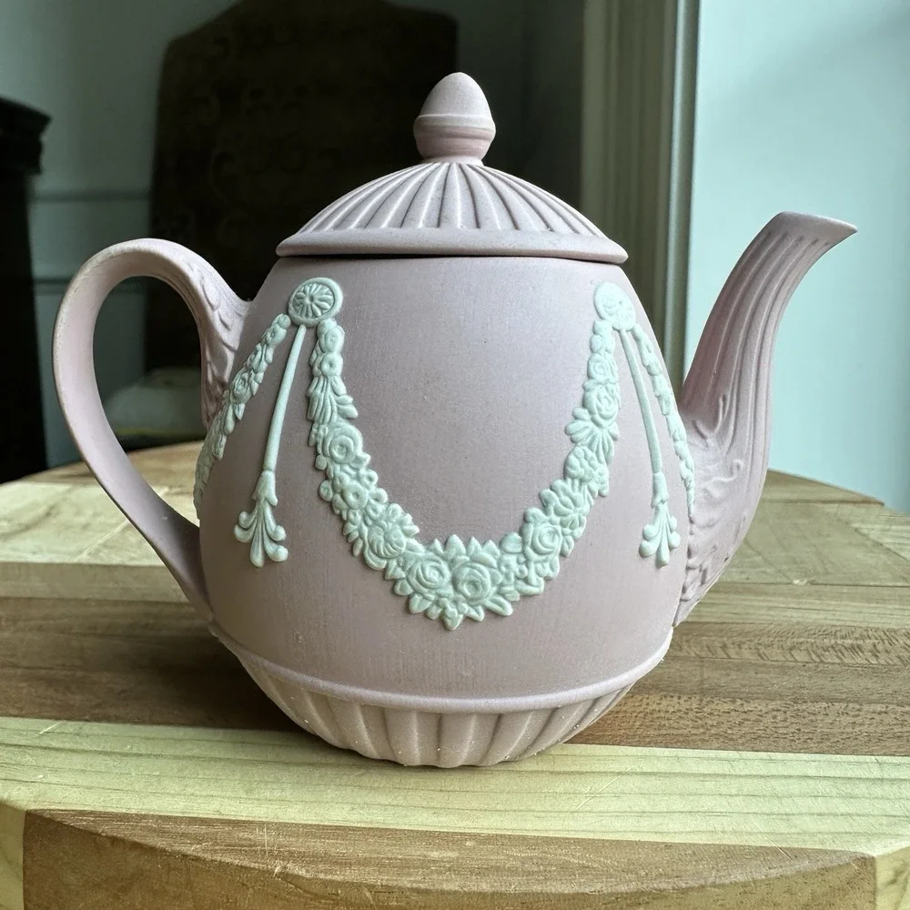 Wedgwood Pink White Jasperware Mini Teapot 3.6 Inch Lid Floral Classical Signed